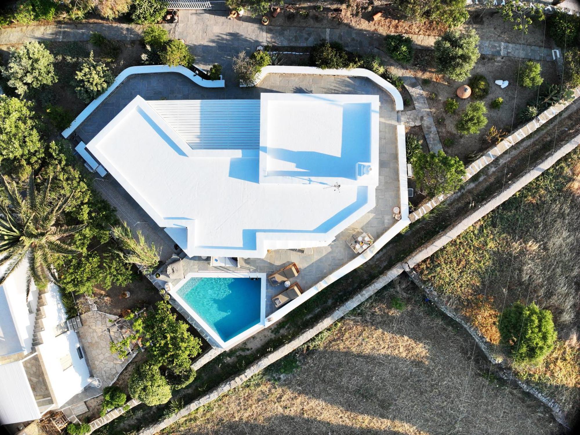 Villa Arades Sifnos With Private Pool Аполония Екстериор снимка
