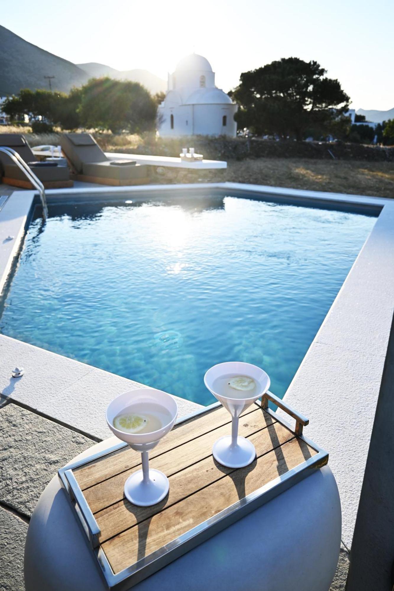 Villa Arades Sifnos With Private Pool Аполония Екстериор снимка